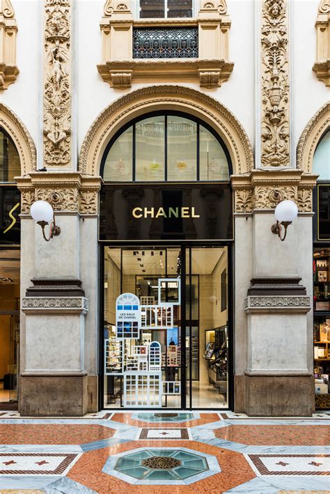 boutique chanel milano|chanel twin boutique milan.